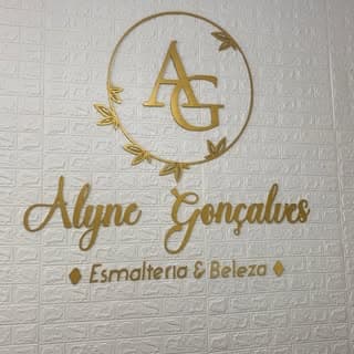 Alyne Nail Art