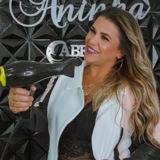 Aninha Cabelos