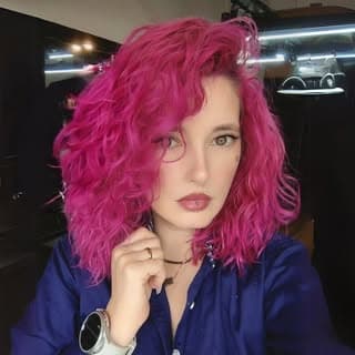 Bia Rosa Deusa dos Cachos