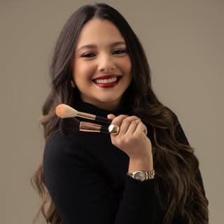 Camila Oliveira