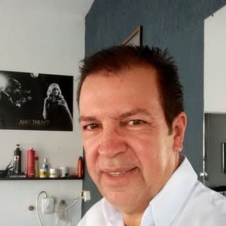 Dener Cabeleireiros