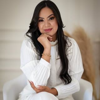 Erika Aquino | Excelência em Estética