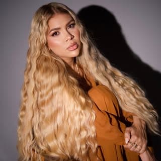 Sabrina Chagas Hair Designer