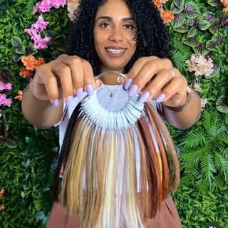 Visagismo Corte & Cor