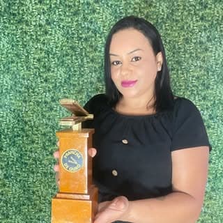 Lisos Adriana Matos