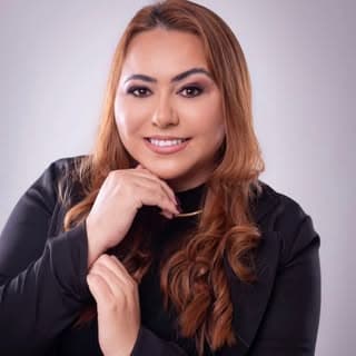 Marcia Mota Sobrancelha