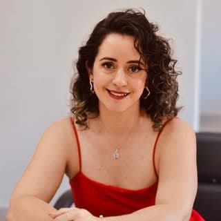 Marília Faria Cabelos