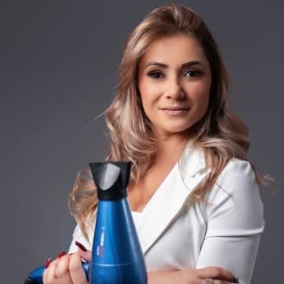 Monique Portela Master Mechas