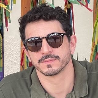Diego Pacheco | Cabeleireiro e Maquiador