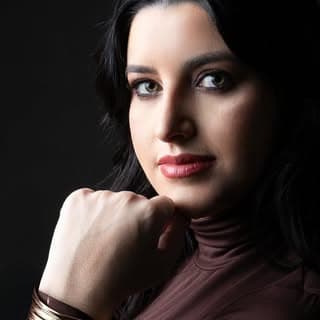 Renata Genova Beauty