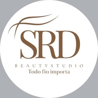 Sobrancelhas Radiantes e Divinas