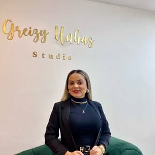Greizy Unhas