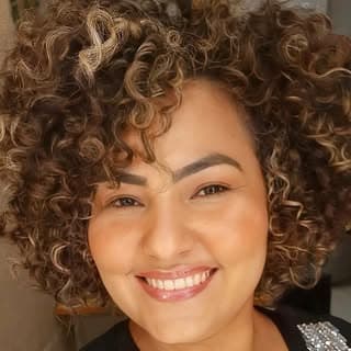 Vanessa Oliveira Stúdio