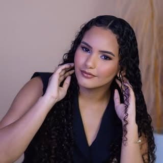 Tainara Sales