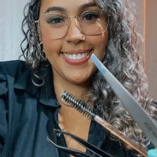 Thais Muniz Sobrancelha